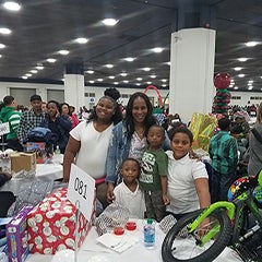 More Info for Cobo celebrates the Christmas spirit with Detroit's North End kids